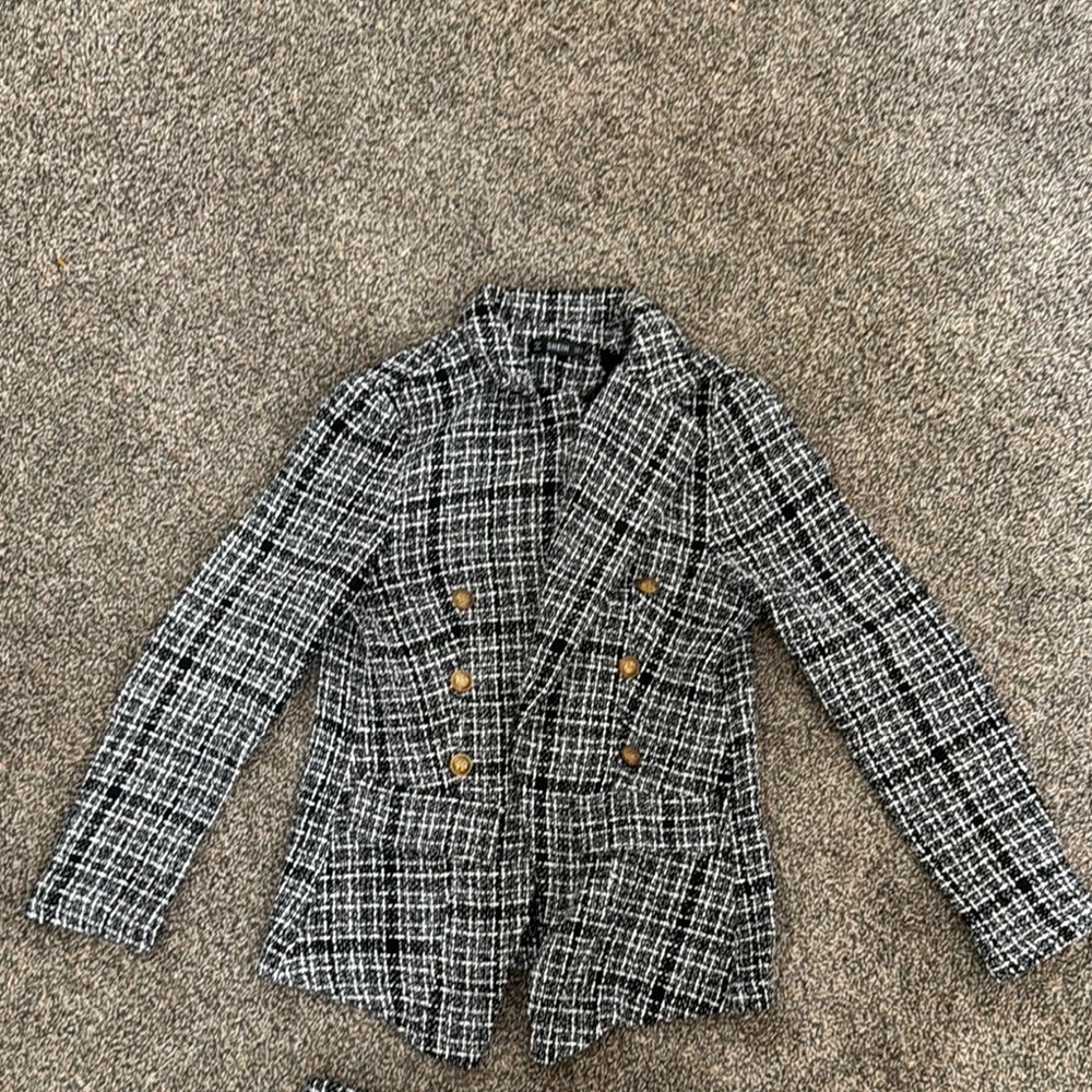 SHEIN Black and White Plaid Blazer Structured Tailored Design